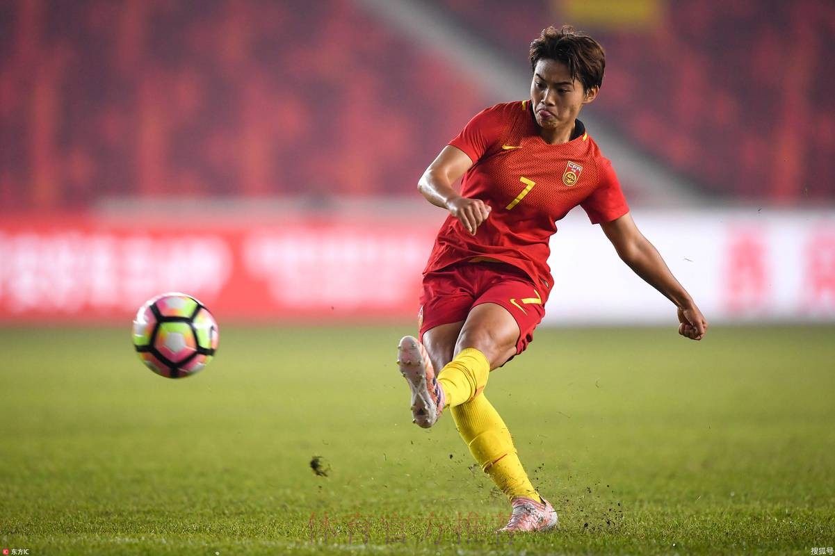 女足国际邀请赛-王霜杨丽破门 中国女足2-2平冰岛 女足国际邀请赛-王霜杨丽破门 中国女足2-2平冰岛